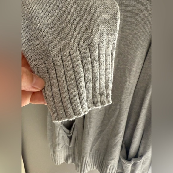 Old Navy Open Front Long Knit Cardigan Sweater Woman’s SZ XL Grey Lightweight - Picture 3 of 8